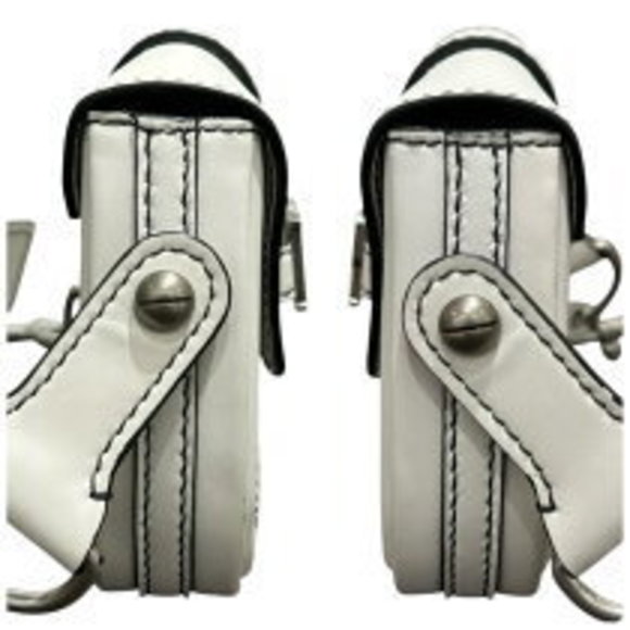 Christian Dior Shoulder Bag White Leather - Picture 3 of 5